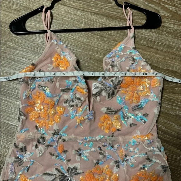 Lucy in the Sky Floral Mesh Sequin Dress in Orange Size L Sold Out Online - Picture 10 of 12